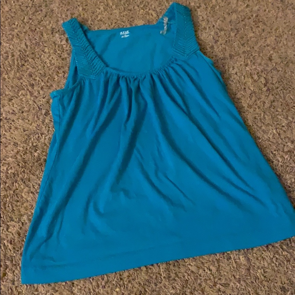 Teal Tank